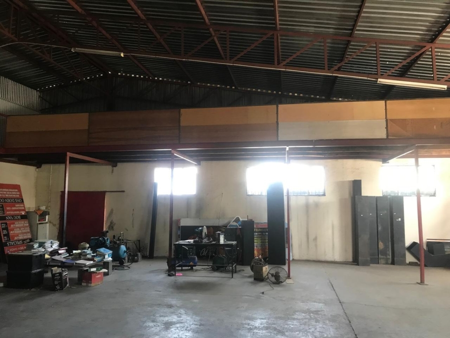 To Let Commercial Property for Rent in Oranjesig Free State